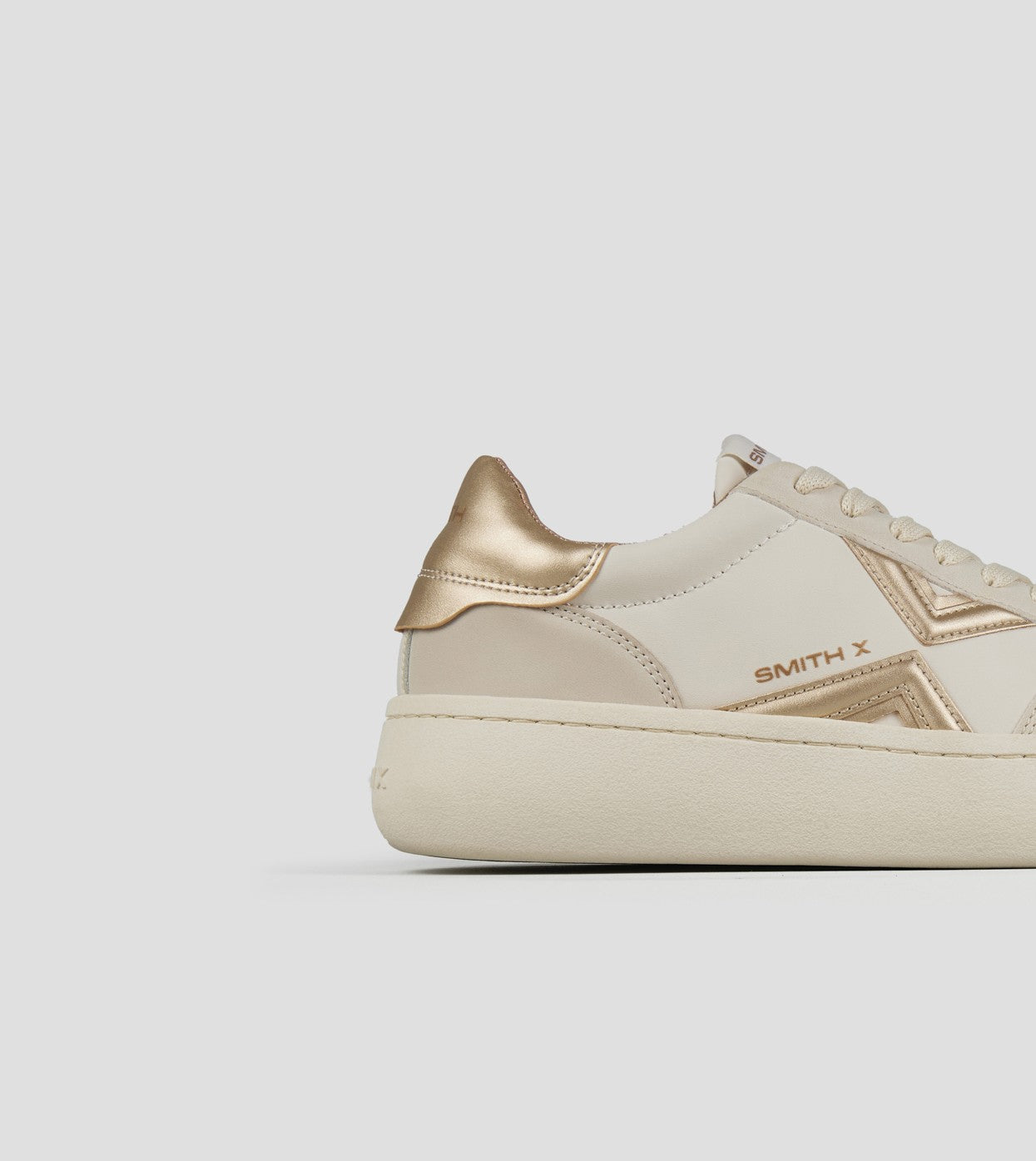 Alexander Smith - Ocean off white light gold
