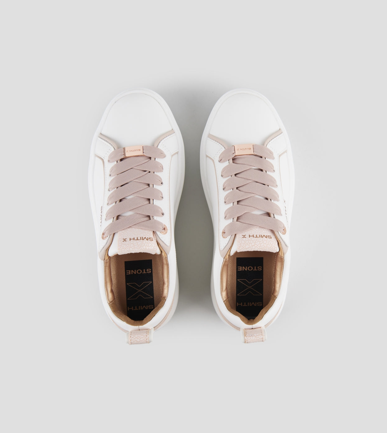 Alexander Smith - Stone white nude