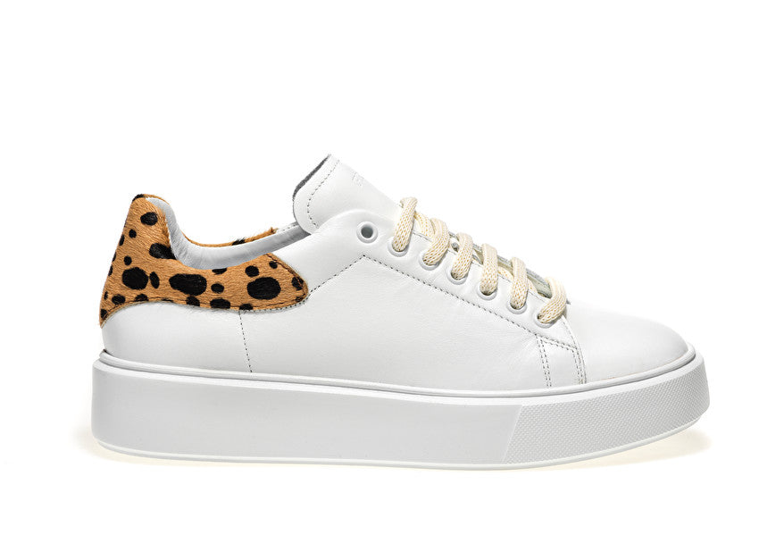 Frau - 41B1 - Sneaker bianca con animalier